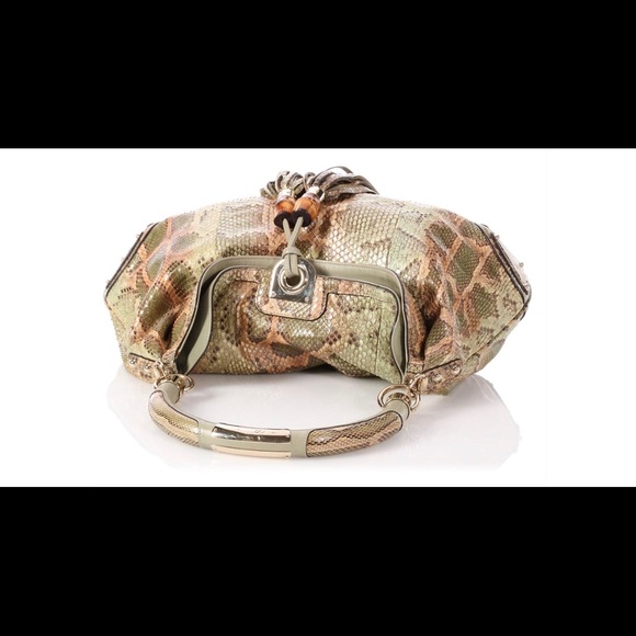 Gucci  INDY green PYTHON skin leather hobo bag. - Picture 4 of 8